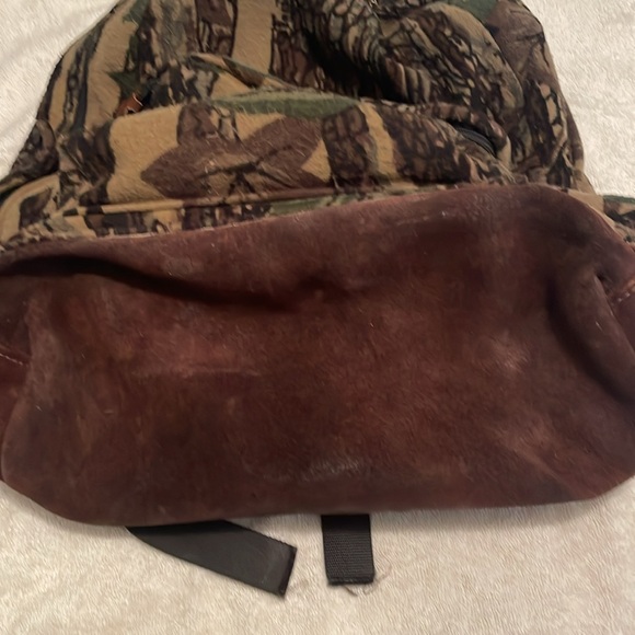 Gander Mountain hunting backpack & hat - Picture 4 of 8
